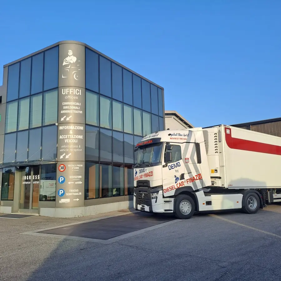 Licenza autotrasporto conto terzi, come ottenerla: tutti i requisiti